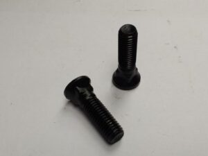 5P8361 : TORNILLOS PARA LAS BASES