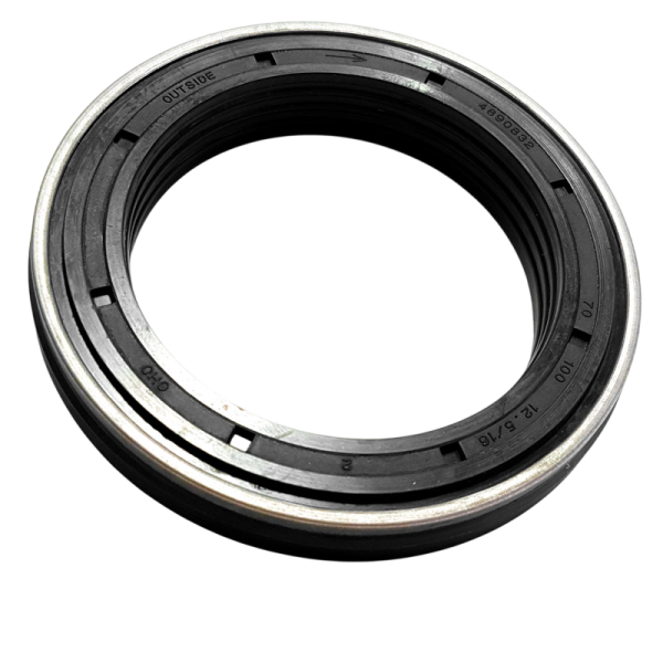 4890832 : Retén Delantero del Cigueñal Retroescavadora